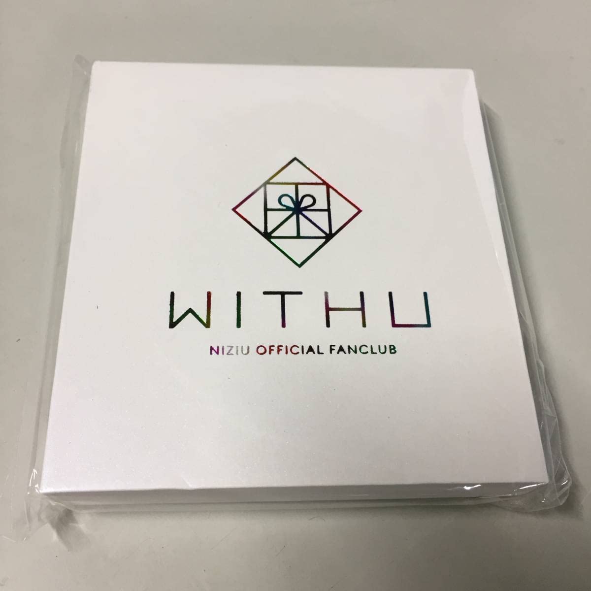 With U 入会特典 マユカ サイン NiziU